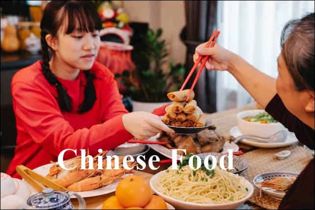 A family enjoying Chinese food brought from Comida China cerca de mi